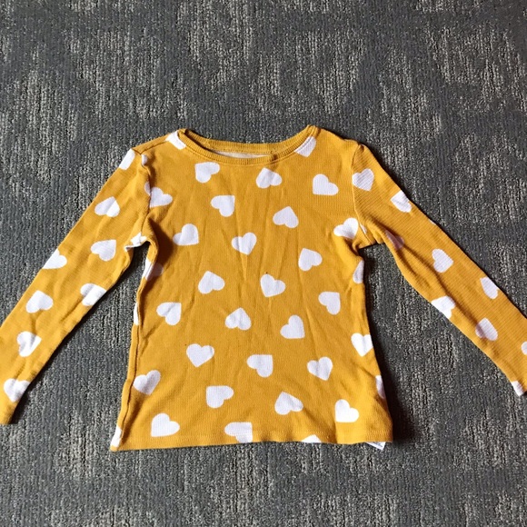 Old Navy heart thermal shirt size 5T. Bundle & Save - Picture 5 of 8